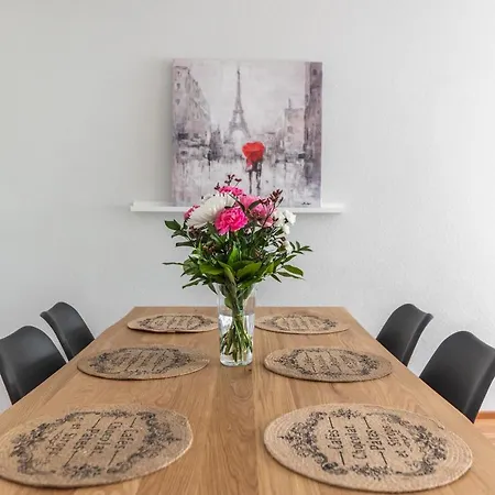 Lägenhet Family Hilla 1