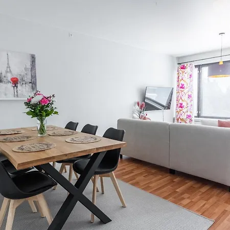 Lägenhet Family Hilla 1